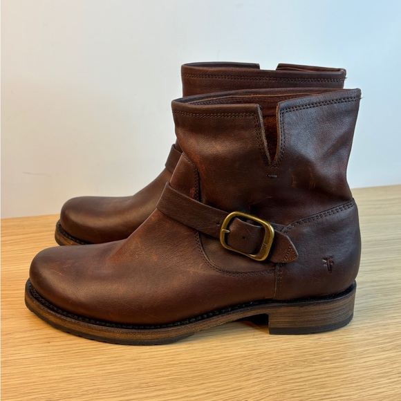 Frye Veronica Booties Short Tenora Redwood Color Leather Womans 9 - Picture 2 of 10